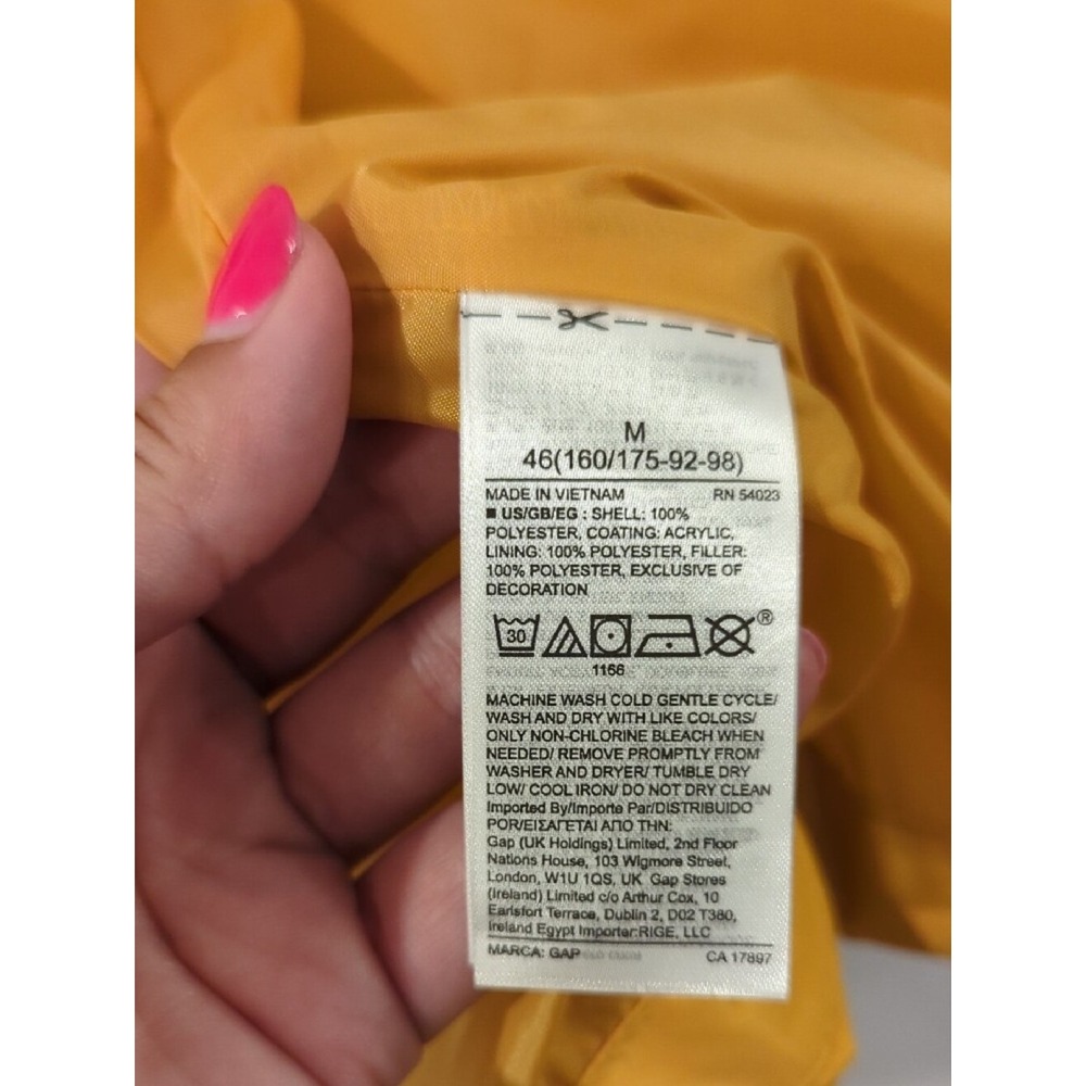 GAP Quilted Vest‎ Yellow size Medium image 4
